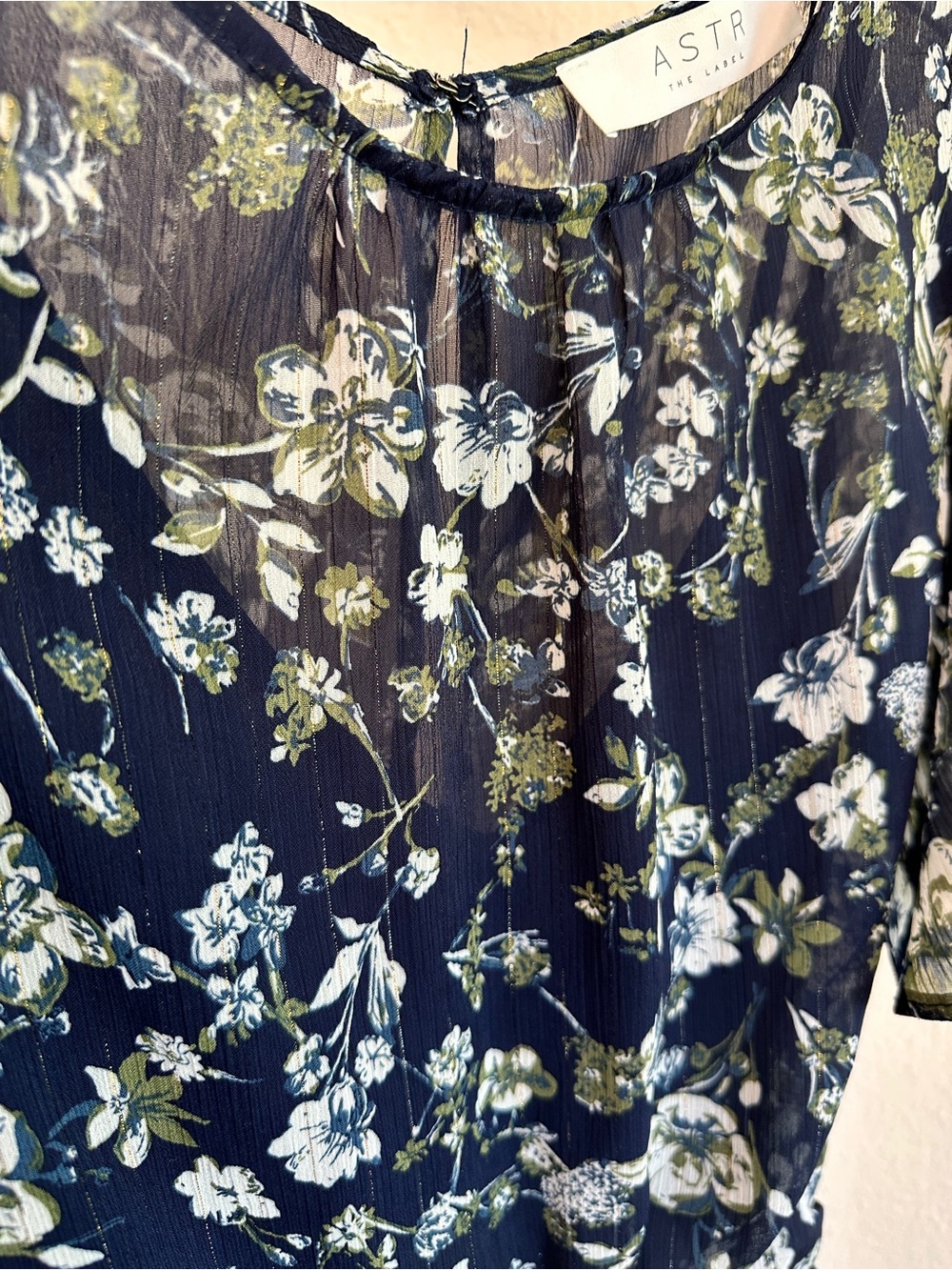 ASTR the Label Floral Flutter Sleeve Maxi Dress - Picture 7 of 16